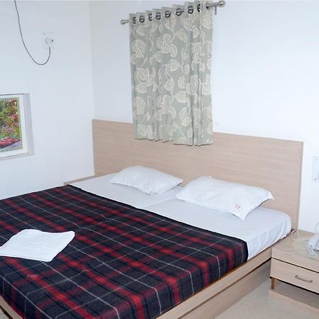 Hotel Kuber Nagpur Dış mekan fotoğraf